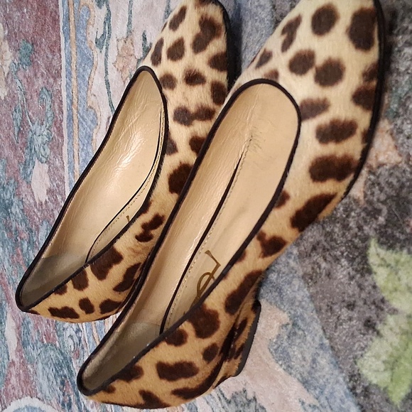 YSL Leopard Flats - Picture 10 of 10